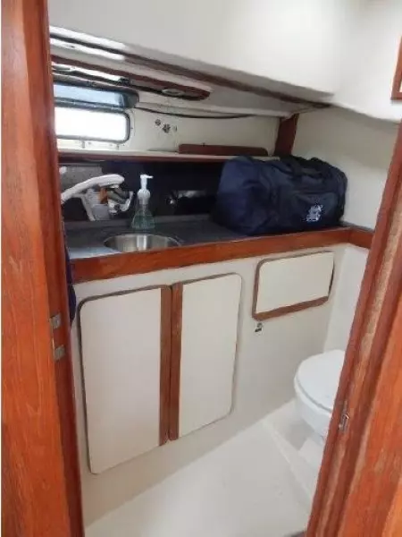 1987 Irwin Citation 35