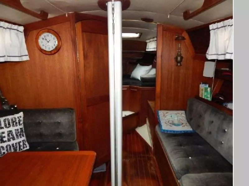 1986 Ericson 35-III