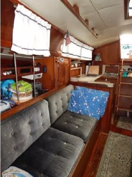 1986 Ericson 35-III