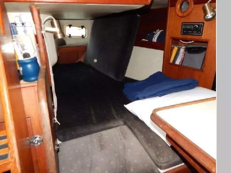 1986 Ericson 35-III