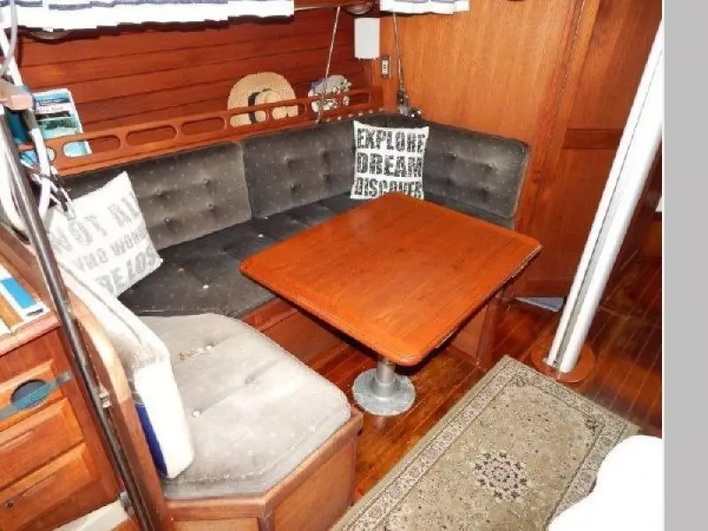 1986 Ericson 35-III