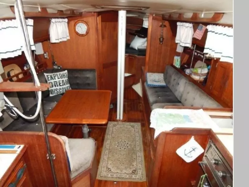 1986 Ericson 35-III