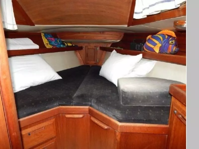 1986 Ericson 35-III