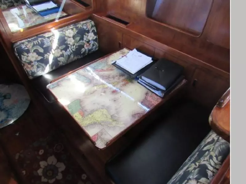 1988 President 35 Double Cabin