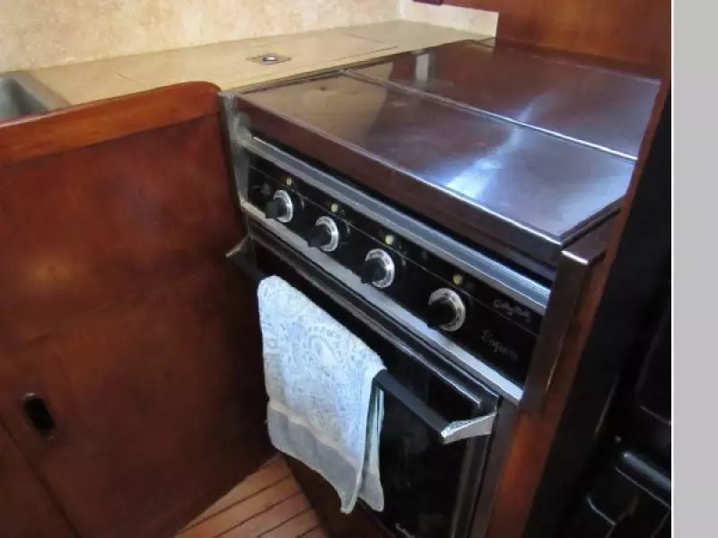 1988 President 35 Double Cabin