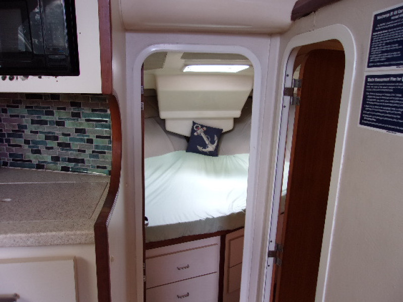 1998 Mainship