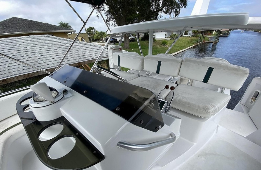 1998 Mainship