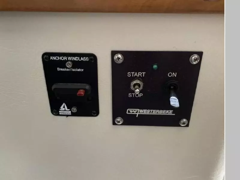 1996 Mainship 34 Motor Yacht