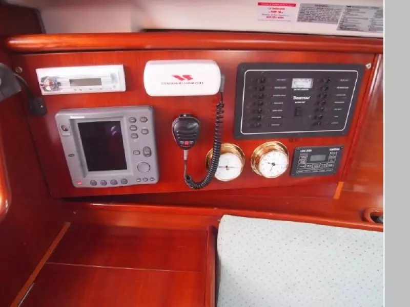 2004 Beneteau 331