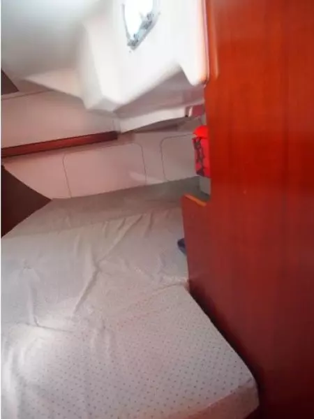 2004 Beneteau 331