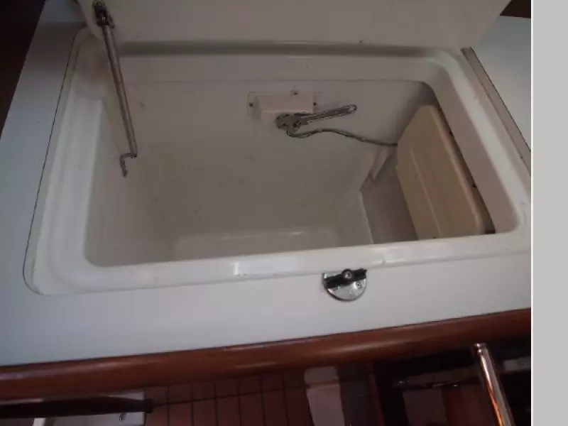 2004 Beneteau 331