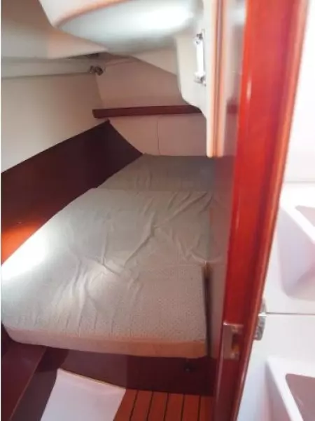 2004 Beneteau 331