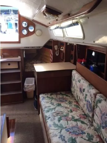 Altara 33ft C amp C Yacht For Sale