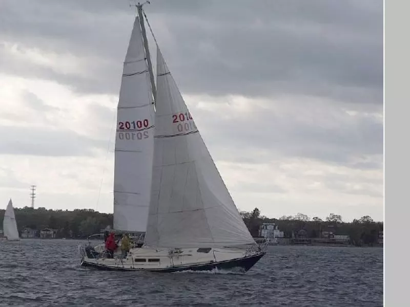 Altara 33ft C amp C Yacht For Sale