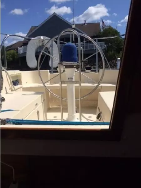 Altara 33ft C amp C Yacht For Sale