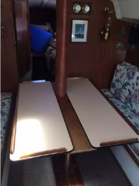 Altara 33ft C amp C Yacht For Sale