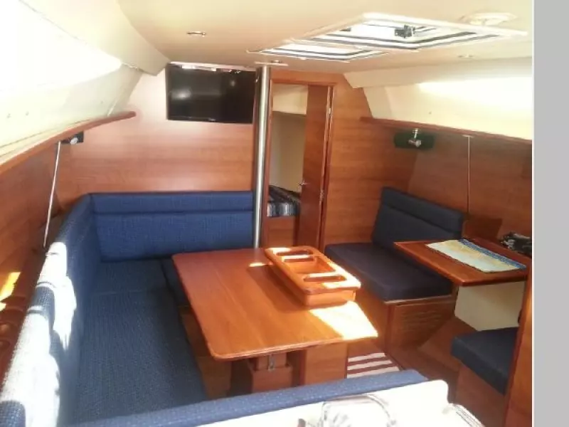 2013 Hunter 33