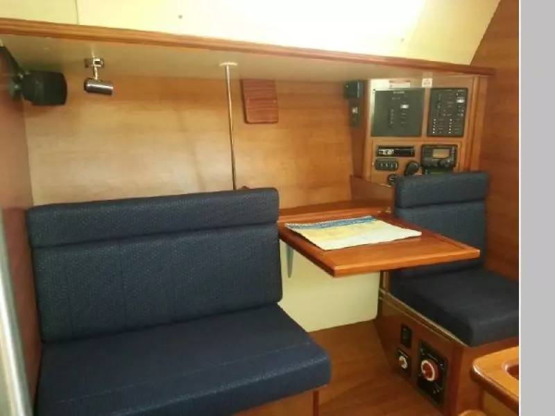 2013 Hunter 33