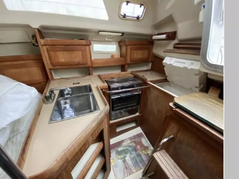 1993 Hunter 33.5