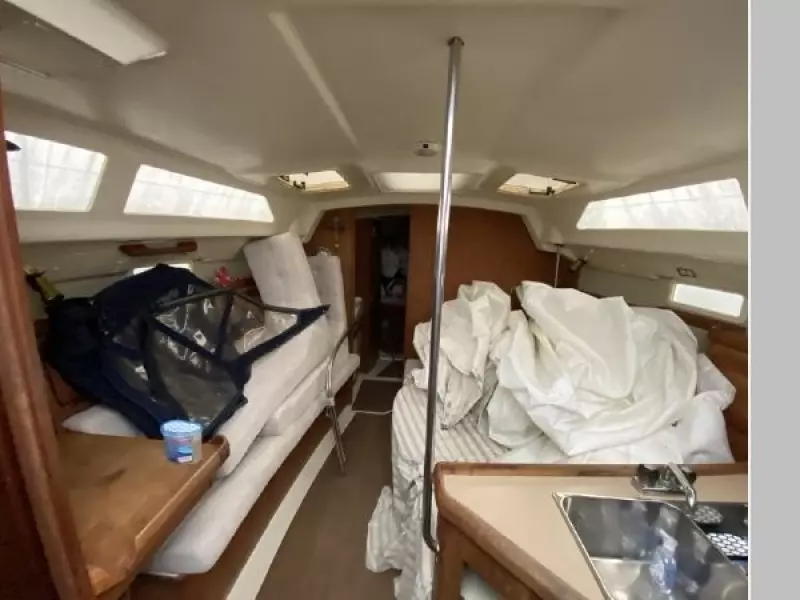 1993 Hunter 33.5