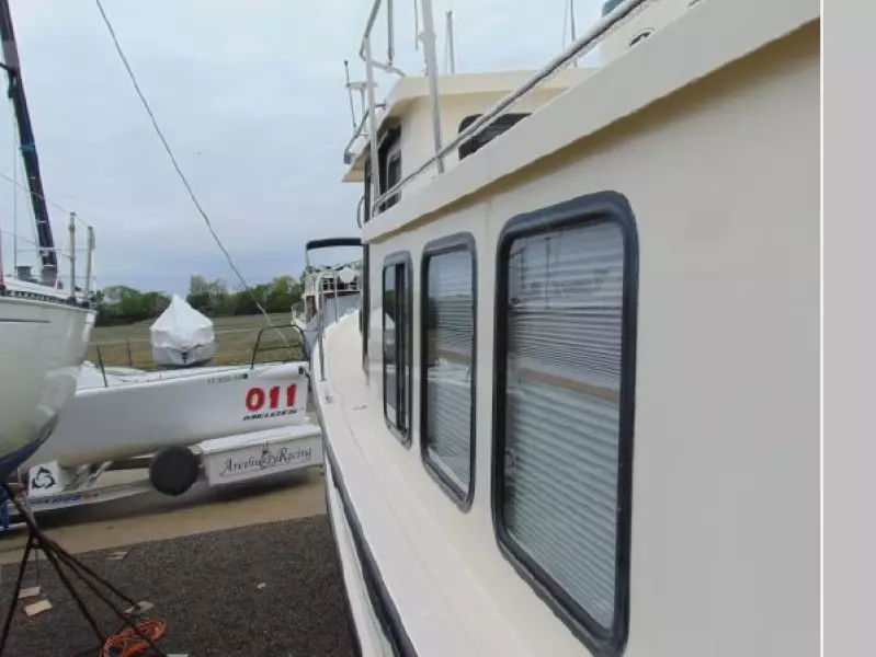 2001 Nordic Tugs 32