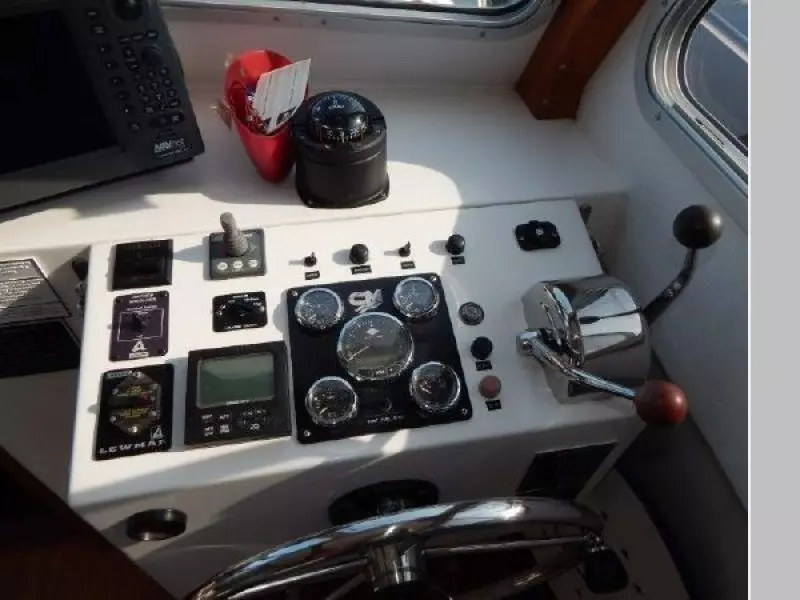 2006 Eastern Casco Bay Flybridge 31