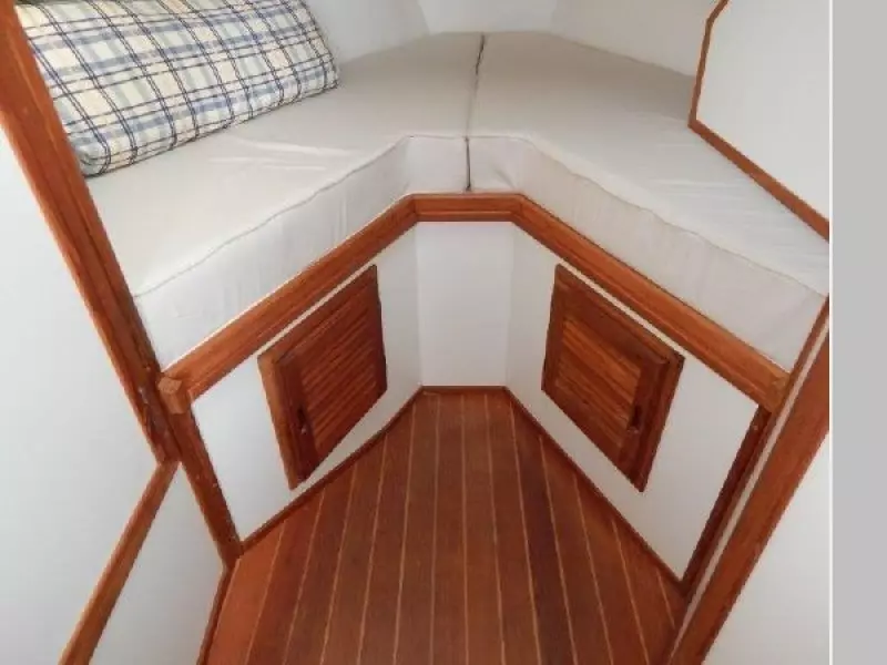 2006 Eastern Casco Bay Flybridge 31