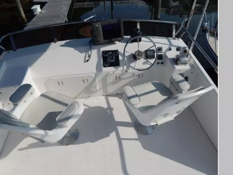 2006 Eastern Casco Bay Flybridge 31
