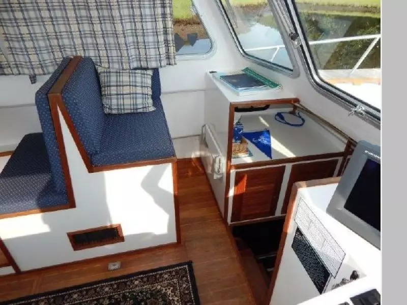 2006 Eastern Casco Bay Flybridge 31