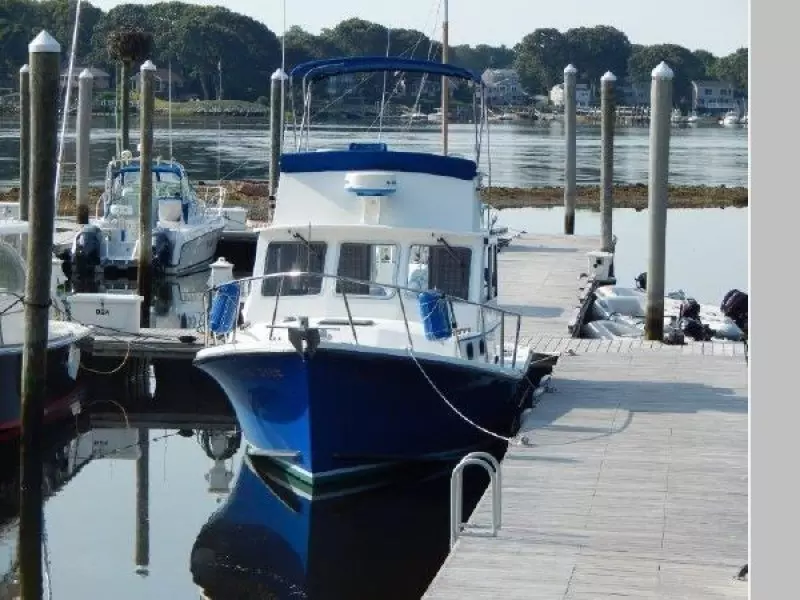 2006 Eastern Casco Bay Flybridge 31