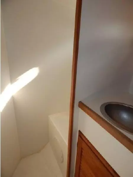 2006 Eastern Casco Bay Flybridge 31