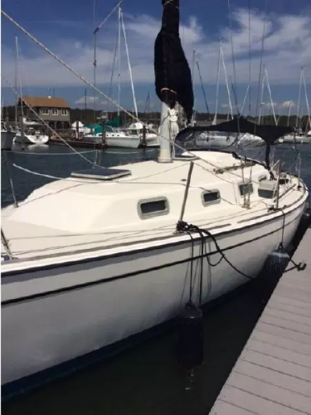 Elizabeth V 30ft Pearson Yacht For Sale