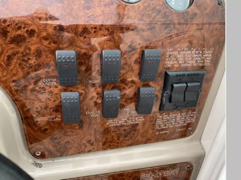 2000 Maxum 2800 SCR