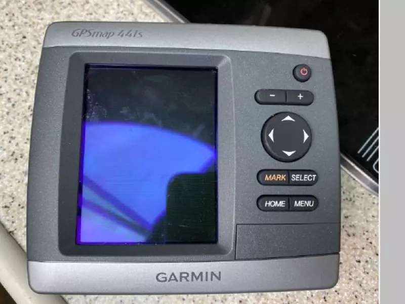 2000 Maxum 2800 SCR
