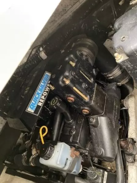 2000 Maxum 2800 SCR