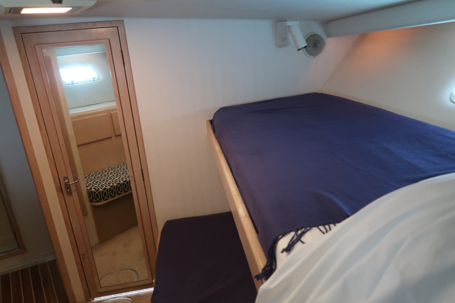 1994 Hatteras 40 Double Cabin