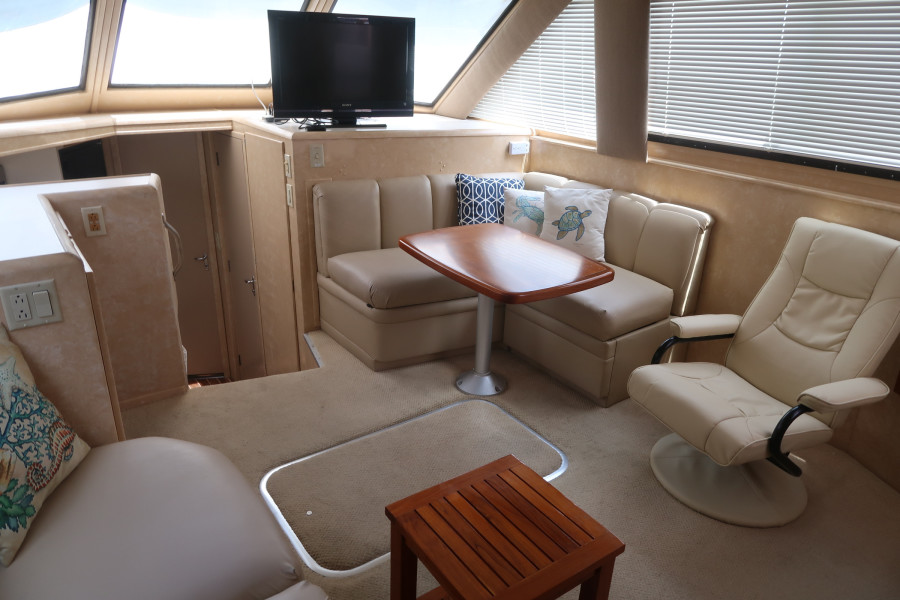 1994 Hatteras 40 Double Cabin