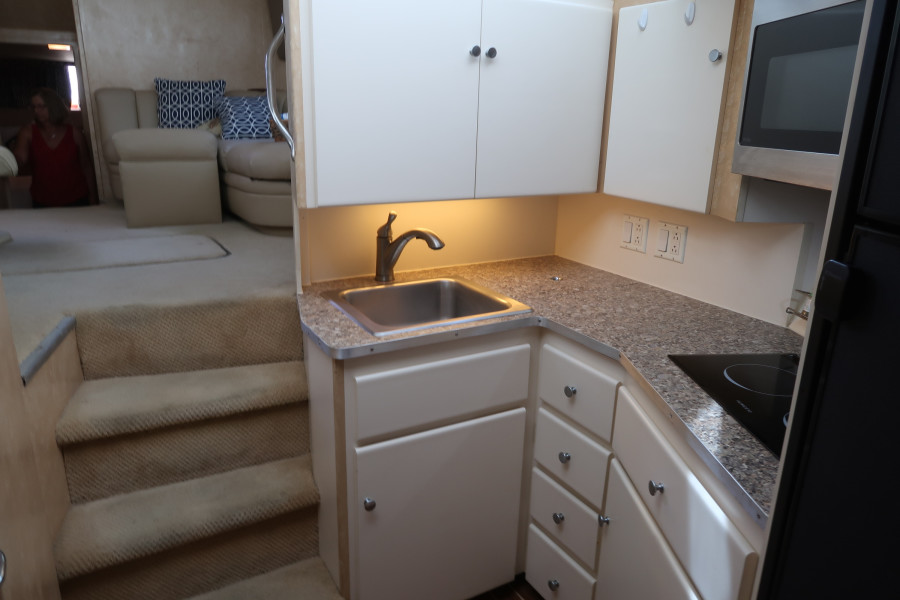 1994 Hatteras 40 Double Cabin