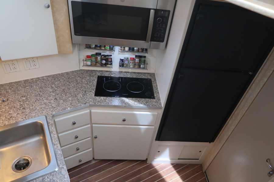 1994 Hatteras 40 Double Cabin
