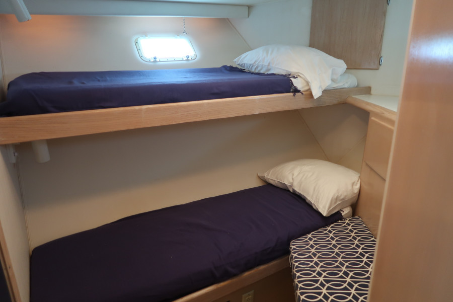 1994 Hatteras 40 Double Cabin