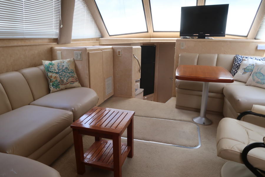 1994 Hatteras 40 Double Cabin