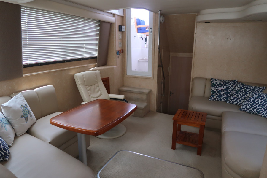 1994 Hatteras 40 Double Cabin