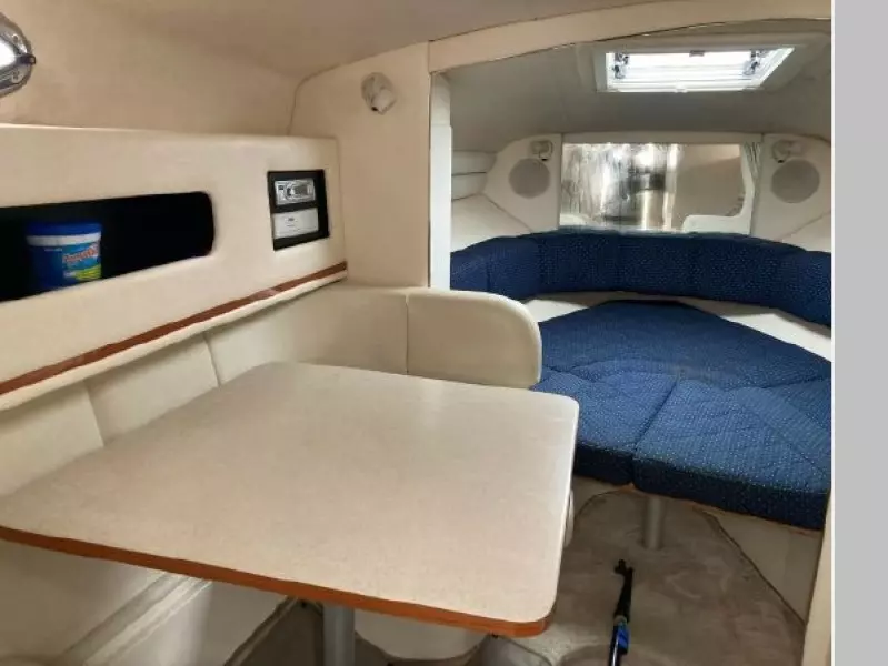 2000 Sea Ray 270 Sundancer
