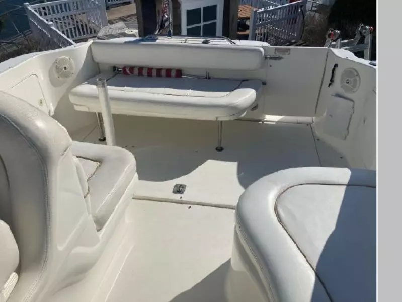 2000 Sea Ray 270 Sundancer