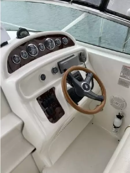 2000 Sea Ray 270 Sundancer