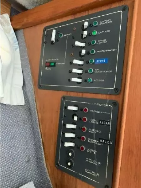 1989 Tiara Yachts Open