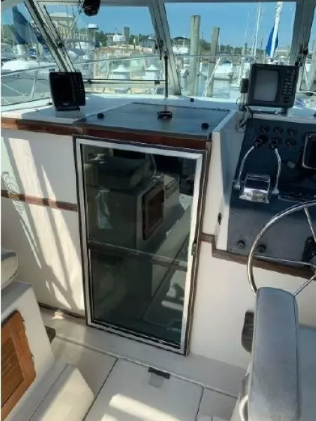 1989 Tiara Yachts Open