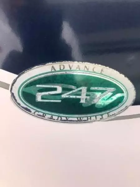 2001 Grady-White 247 Advance