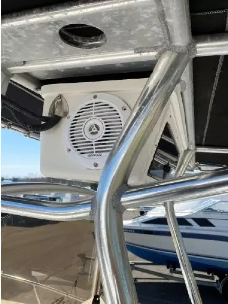 21ft Seaswirl Yacht For Sale
