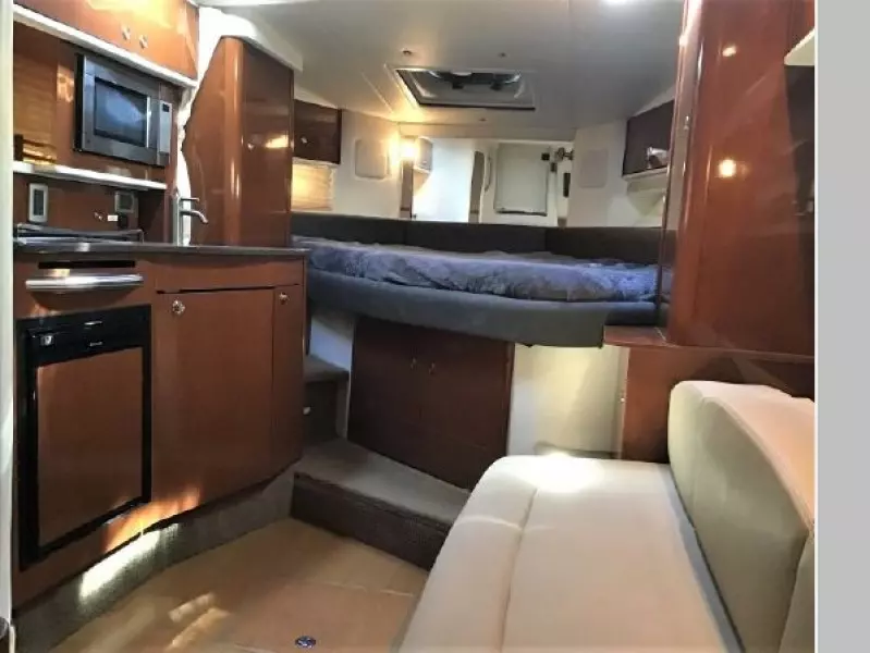 2014 Sea Ray 330 Sundancer